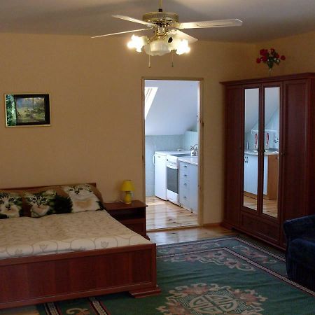 Apartamenty Wakacyjne Nad Jeziorem Juksty Mrągowo Extérieur photo